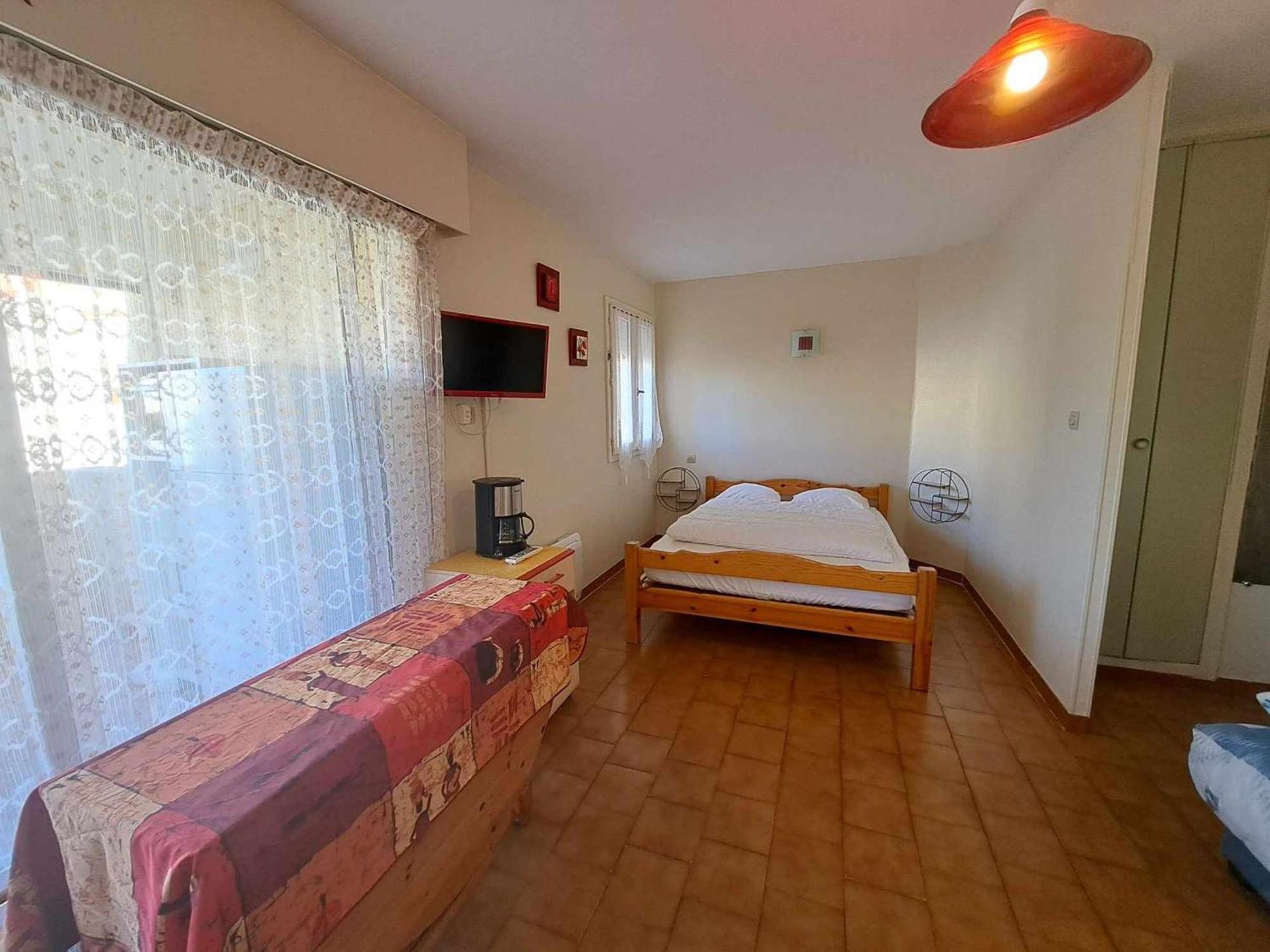 Studio Cosy 4 Pers Avec Terrasse, Parking Securise, Proche Commerces A Marseillan - Fr-1-326-591 Екстериор снимка